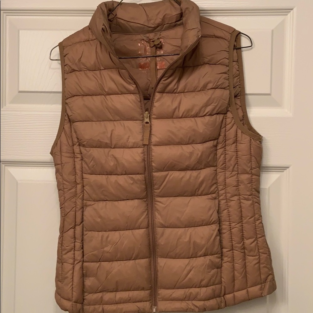 SHE'S BRILLIANT BROWN VEST